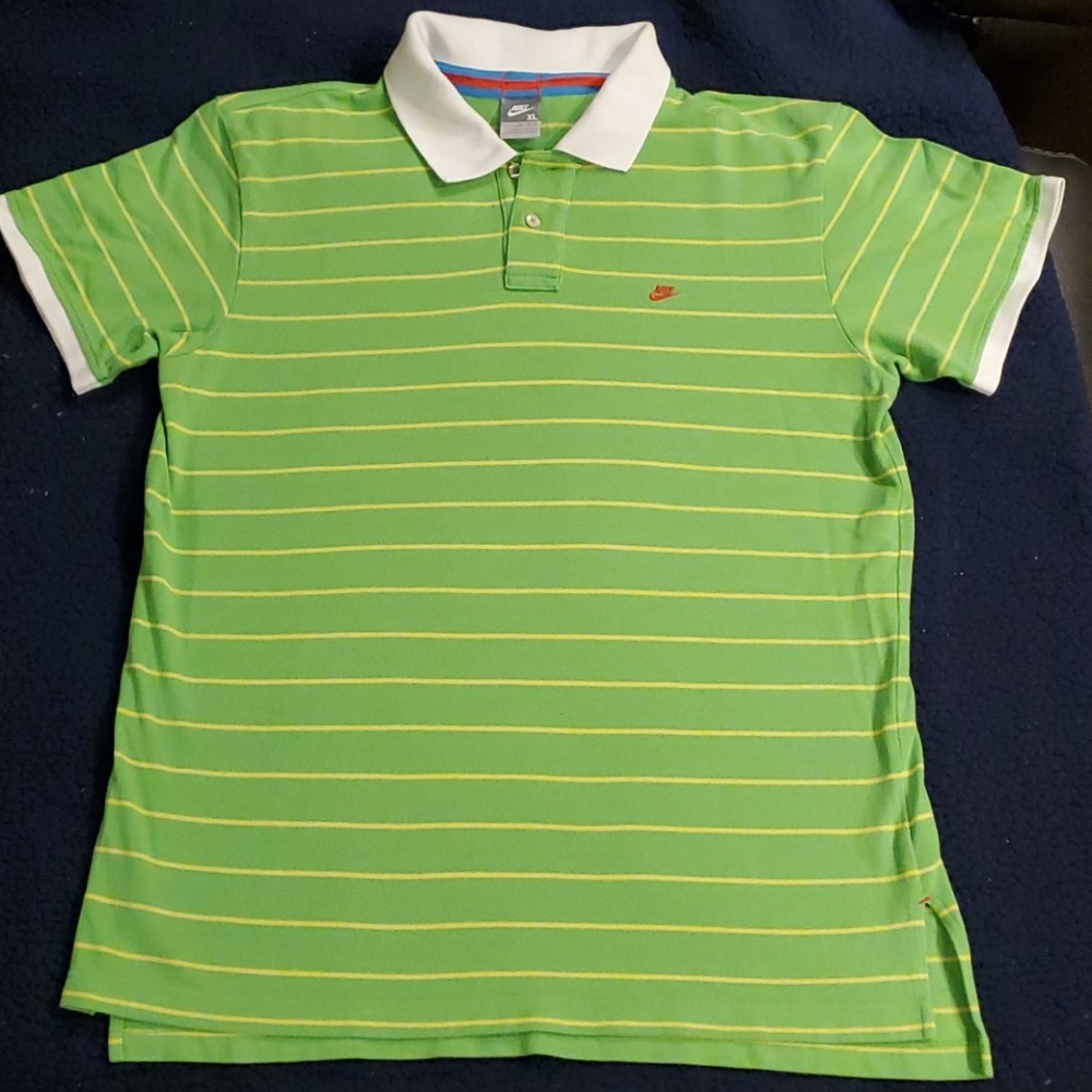 🔥Nike vintage 2 tone collar 3 button striped polo